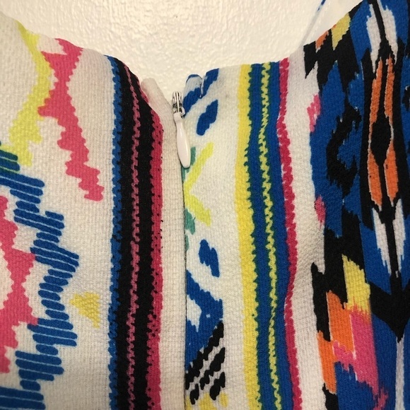 Forever 21 Colorful Geo Print Wrap Romper - Picture 8 of 11